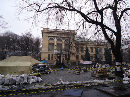 Barricades at the National Parliamentary Library; photo by Halyna Kyrychenko