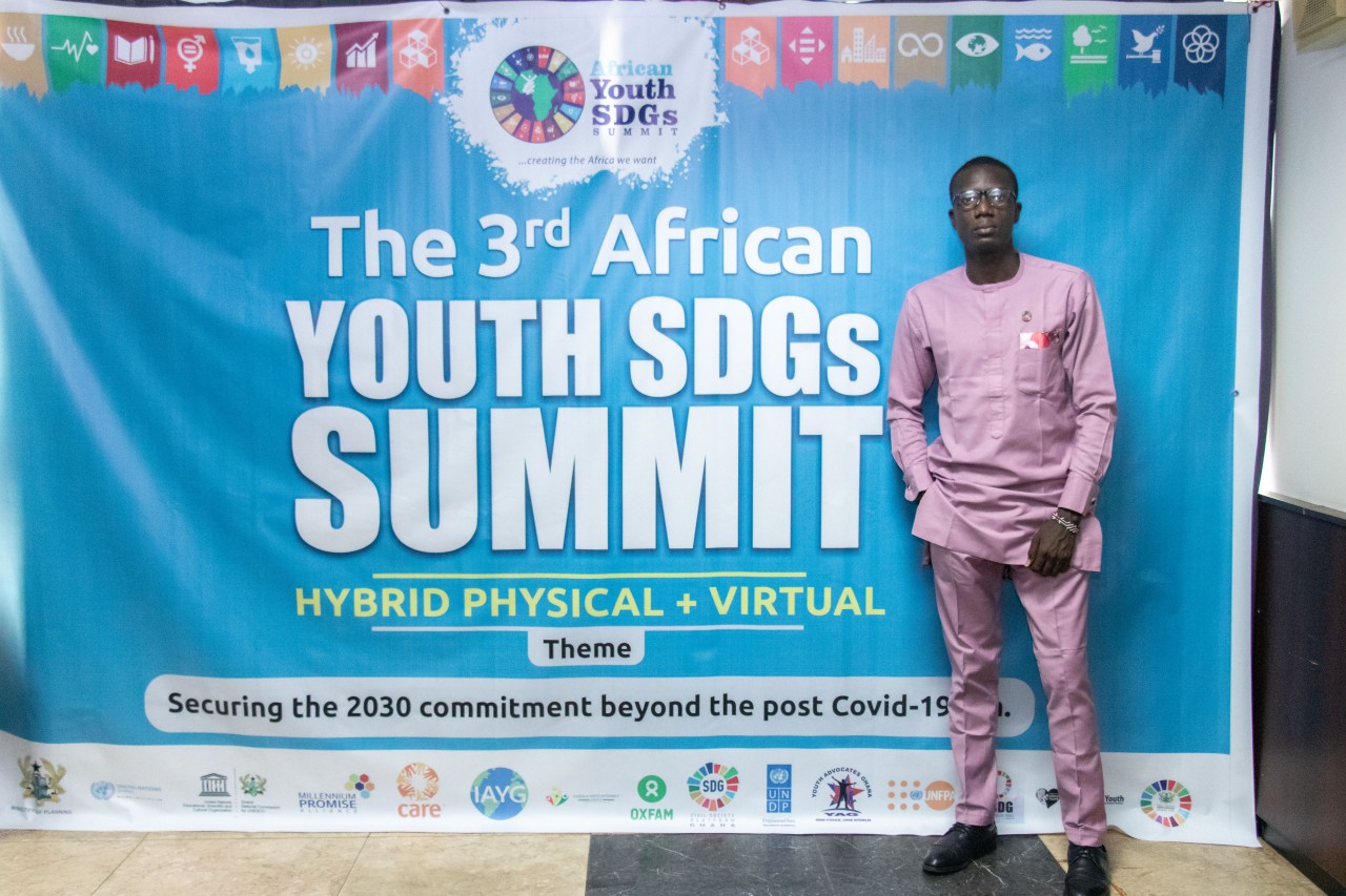 Damilare Oyedele, IFLA Representative and Library Aid Africa CEO, at the 3rd African Youth SDGs Summit